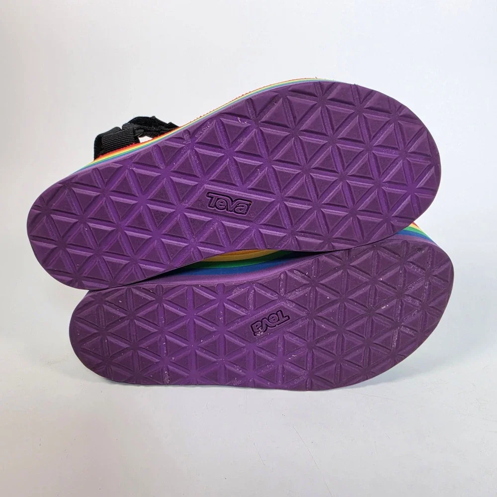 Teva X Tegan Sara Flatform Universal Pride Womens 6 Rainbow Platform Sandals